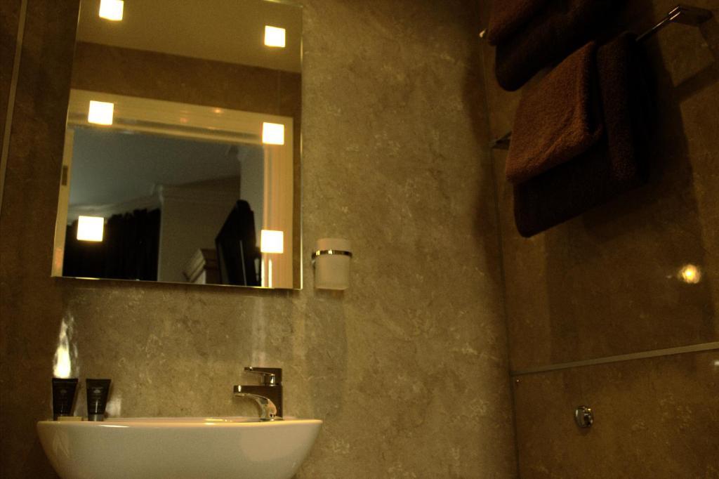 Apartments 41 Хейстингс Стая снимка